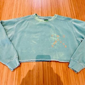 kanye west wolves sweatshirt cropped